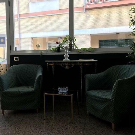 Hotel Antares Garni Giulianova Buitenkant foto