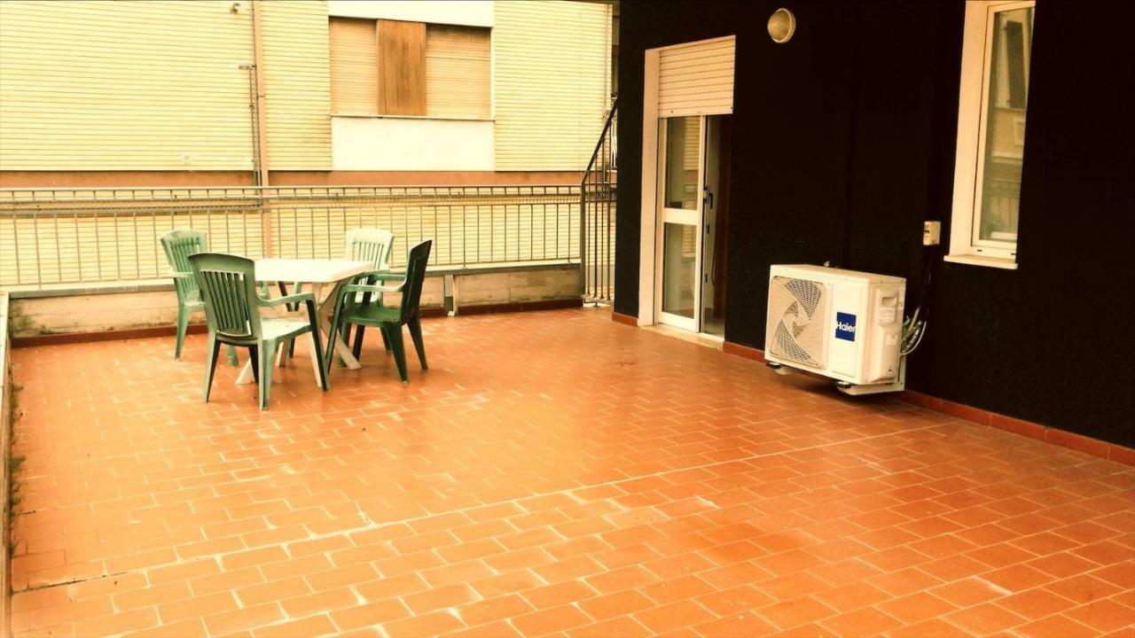 Hotel Antares Garni Giulianova Buitenkant foto