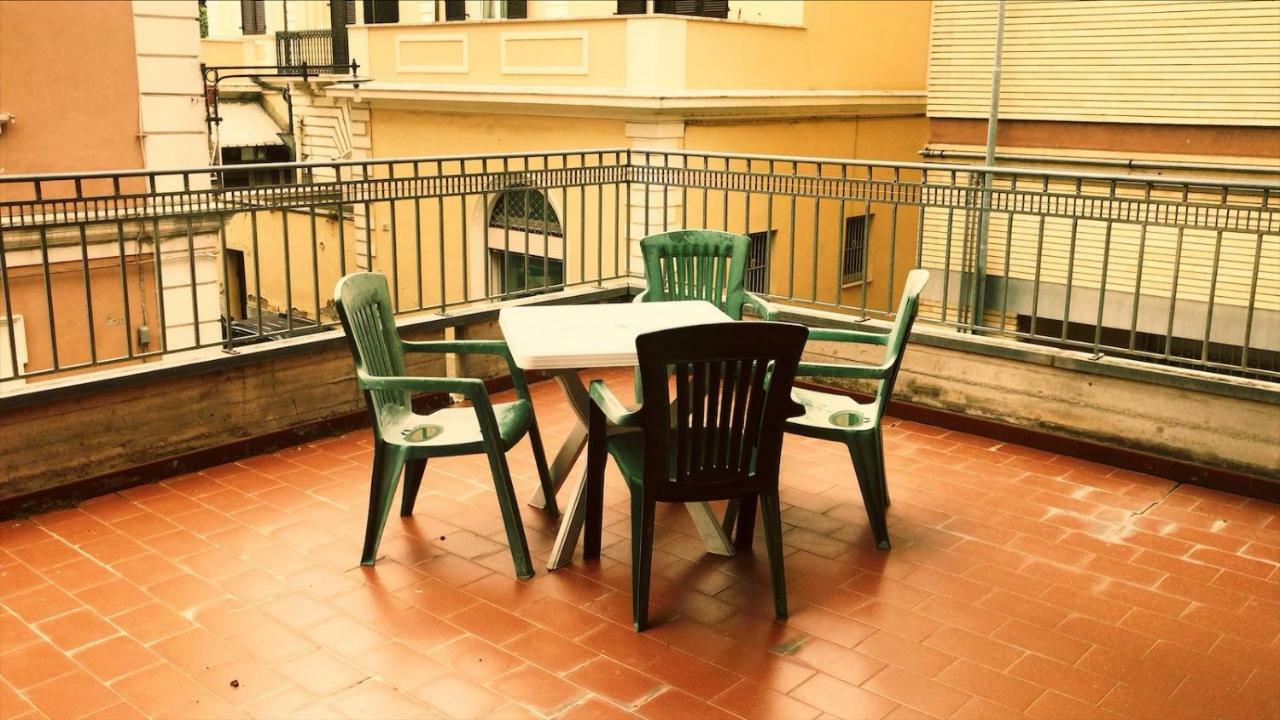 Hotel Antares Garni Giulianova Buitenkant foto